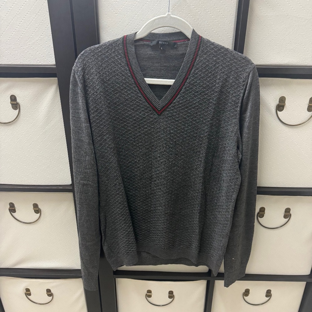GUCCI VINTAGE WOOL V-NECK JUMPER WITH MINI GG LOGO